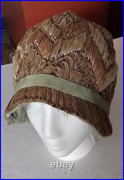 1920's Ladies Knit HAT St. Paul, Minnesota (Green/Beige)