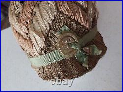 1920's Ladies Knit HAT St. Paul, Minnesota (Green/Beige)