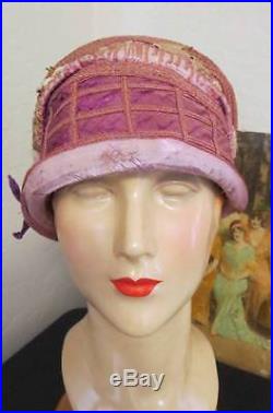 1920s Flapper Cloche Hat Helene Label Mauve Pink Trellis & Appliqued Flowers