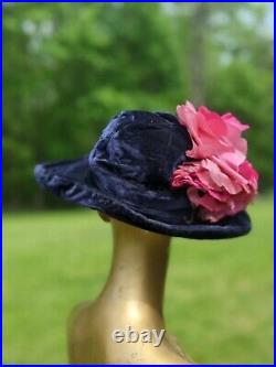1920s Purple Silk Velvet Hat W Large Silk Flower Trims