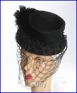 1940s Dramatic Black Felt Hat with OTT Face Veil and Irisdescent Feather Plume