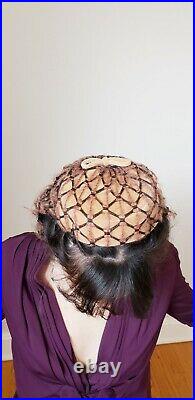 1940s Hattie Carnegie Pillbox Snood Cocktail Hat Velvet Wool Yarn Knit Netting