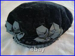 Antique 1900's Victorian Edwardian Flapper Black Velvet Le Wharton Chapeau Hat L