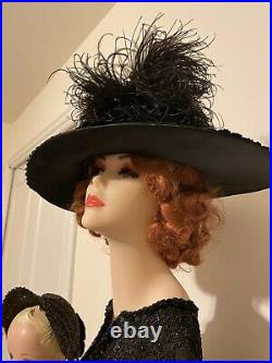 Antique Victorian 1800s Wide Brim Velvet hat with Large Ostrich Plume