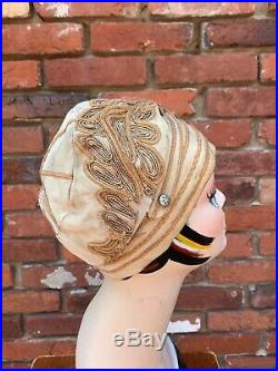 Antique Vintage 1920s Beige Cloche Hat With Gold and Tan Soutache AS IS
