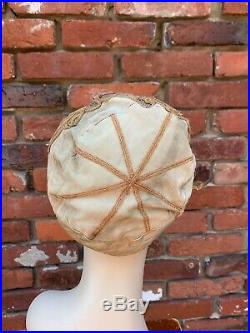 Antique Vintage 1920s Beige Cloche Hat With Gold and Tan Soutache AS IS