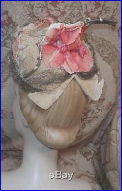 BEST 1940s CAROLINE REBOUX Silk Velvet Flowers Fairy HAT w Puff Veiling PARIS VG