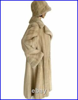 Designer Women's Custom Blonde Mink Fur Coat Size Large withMatching Hat