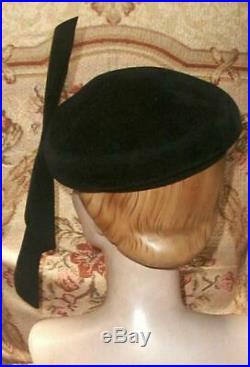 Dramatic Early 1950s Christian DIOR Black Felt Hat w Spiking Spear Side Pleat