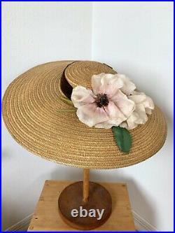 EXQUISITE VTG 1930's NATURAL STRAW WIDE BRIM CARTWHEEL TILT HAT w FLOWERS Sz22