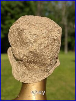 Flapper 1920's Bridal / Wedding Ecru Floral Alencon Lace Cloche Hat