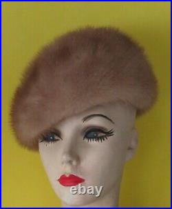 Genuine Mink Hat Blond/Beige Sophisticated & Youthful silhouette, Excellent Vtg