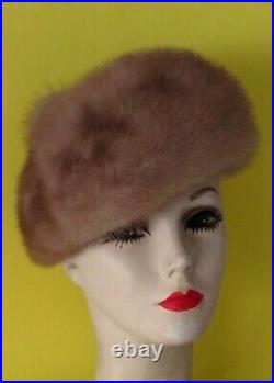 Genuine Mink Hat Blond/Beige Sophisticated & Youthful silhouette, Excellent Vtg