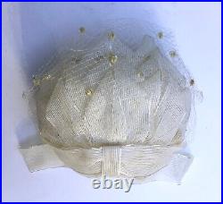 Gorgeous Vintage Ladies United Hatters Union Made Netting Leaves Bow 1940's