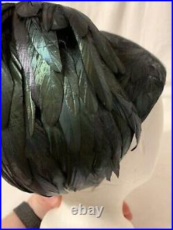 Gorgeous c. 1940s/50s Winkelman's Iridescent Black Rooster Feather Women's Hat