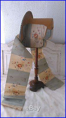 Great, antique victorian bonnet, straw lined with fabric and lovely large ribbons