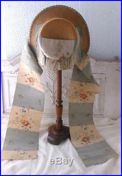 Great, antique victorian bonnet, straw lined with fabric and lovely large ribbons