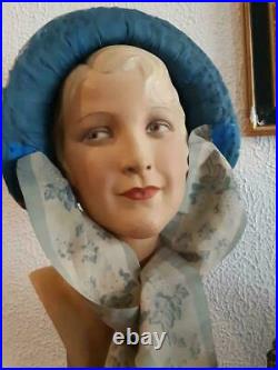 Great, original antique victorian straw bonnet ith long ribbons. 1850-1880