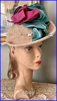 HIGH STYLE VINTAGE 1940's UNIQUE TEXTURED STRAW HAT With LG UPTURNED BRIM & BOWS