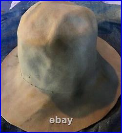 Magnolia Pearl Beaver Felt Hand Painted Hat Sitting Bull very rare, One size