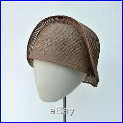 NEVER USED 1920s VINTAGE Beige Strip Straw CLOCHE Flapper Hat AUTHENTIC