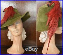 Olive vintage 40s Hat Tilt Red bird Batrisha Hollywood Wool schiaparelli Style