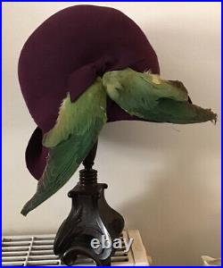 Original 1920s Cloche Hat With Feathers