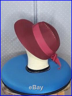 Original 1940s WWII era Felt Hat in Burgundy by Lady Biltmore Fur Felt