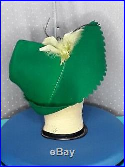 Original 1940s WWII era Merrimac Felt Hat in Rare Kelly Green Colourway