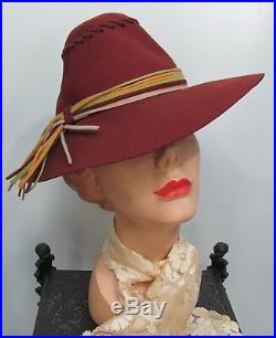 RARE 1930s CASABLANCA Womens Whip-Stitched GOLDCOAST FEDORA withTASSELS