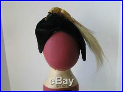 Saks Fifth Ave c. 1920's long bill bird taxidermy Flapper Cloche Hat Stunning