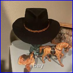 Silver canyon Vintage Velvet Cowboy Hat