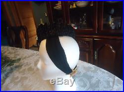 VINTAGE 1930s 1940s Glossy Black Rafia Tilt, Toy Hat With BAKELITE CHIN STRAP