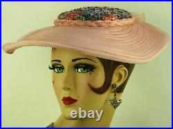 VINTAGE 1950s FRENCH, JEAN PATOU ORIG.'NEW LOOK' HAT PINK w FLORAL RAFFIA CROWN