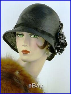 VINTAGE HAT 1920s CLOCHE HAT, THE FRENCH ROOM, FINE BLACK STRAW w CELLOPHANE ROSE