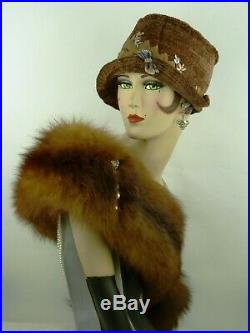VINTAGE HAT 1920s USA, FAHNLEY CLOCHE, BROWN CHENILLE w EXCEPTIONAL DETAILING