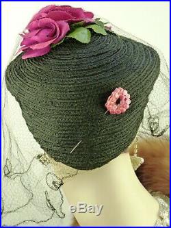 VINTAGE HAT 1940s USA, BLACK FINE STRAW TILT CAP w FUCHSIA ROSES, HAT PIN & VEIL