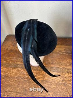 VTG Dawson's Black Velvet 2 Pheasant Feathers Oval Tilt Hat / 1940s Cocktail Hat