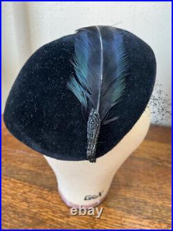 VTG Dawson's Black Velvet 2 Pheasant Feathers Oval Tilt Hat / 1940s Cocktail Hat