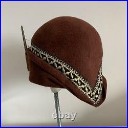 Vintage 1920s Felt Cloche Hat Brown Wool Felt Gold Deco Braid & Shell Hat Pin