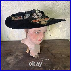 Vintage 1930s 1940s Black Felt Hand Embroidered Paisley Appliqué Wide Brim Hat