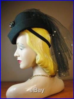 Vintage 1940s Black Felt Riding Hat w Amazing Gold Sequined Veil Willshire H77