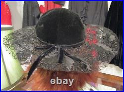 Vintage 1950s Ladies Large Black Velvet & Lace Hat