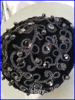 Vintage 40s or 50s Black Beaded Velvet RONNIE Ladies EVENING HAT