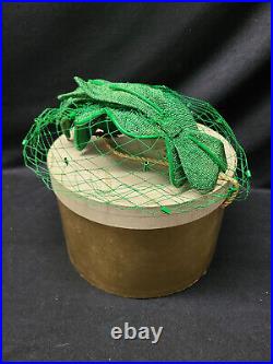 Vintage Bes-Ben Green Leaf and Bow Veiled Ladies Hat in Box