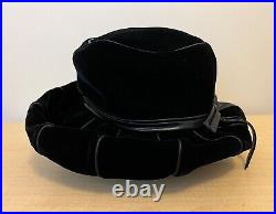 Vintage Christian Dior Chapeaux Paris New York Black Velvet Hat