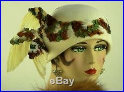 Vintage Hat Jack Mcconnell, Three Winged Cloche, In White Felt & Peacock Feather