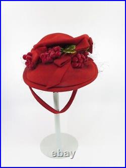 Vintage Julius Garfinckel & Co. Of Washington DC Women's Red Velvet Fashion Hat
