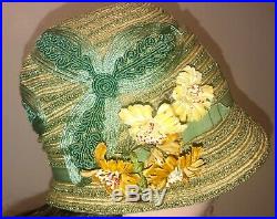 Vintage LADY SUPREME USA Green Straw Silk Smocking Flower Leaf Trim Cloche Hat