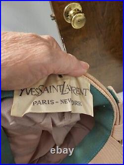 Vintage RETRO MOD Yves Saint Laurent YSL 60S Ladies HAT Cloche